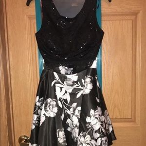 🔅Two piece hoco/ courtwarming dress🔅